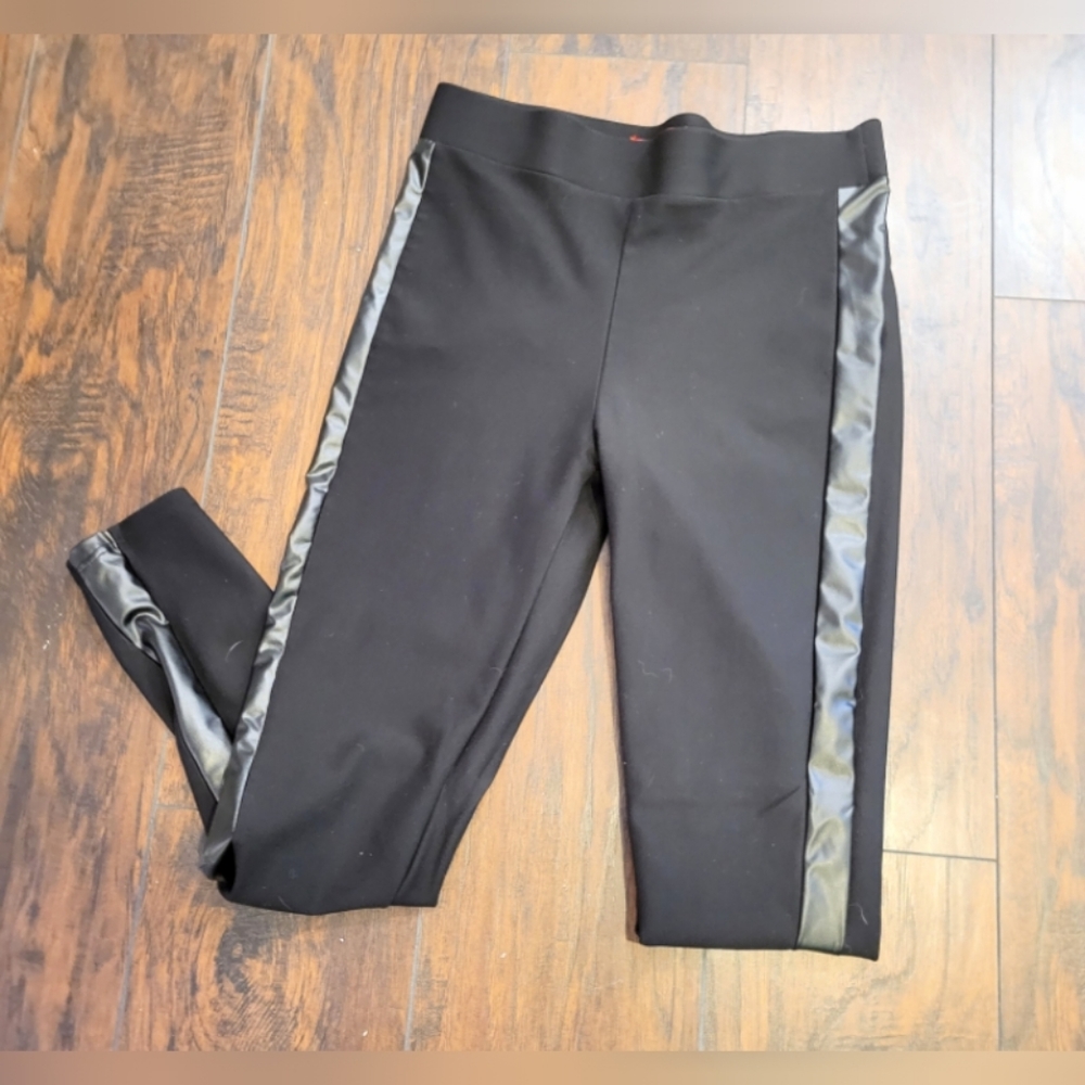 Maze leggings with faux leather panel